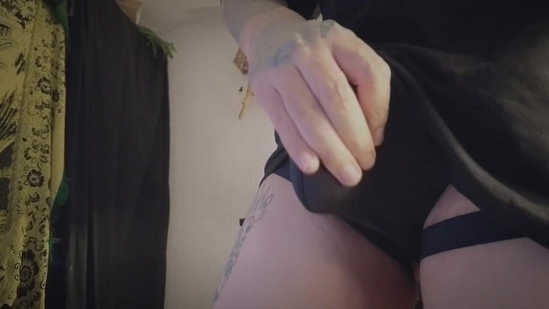 Kimberly Polizzi: Îmi frec pula frumoasă pe chiloții mei sexy