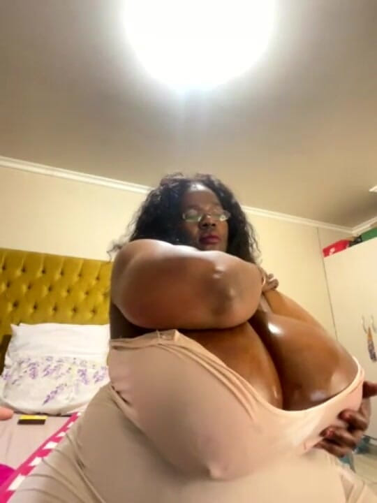 Legendary Booty Overdose: Bouncing Giant Boobs