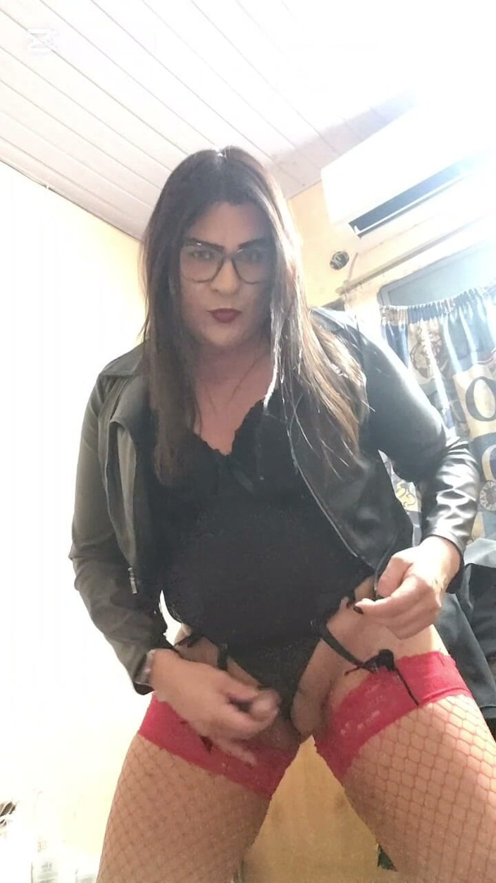 Vero boons: Bu shemale orospu ile oyna