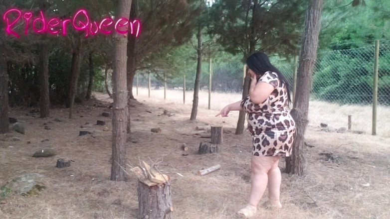 Riderqueen BBW Step Mom Latina Ebony: Recoping Woods Sexy macecha Venku