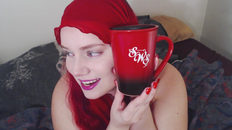 Scarlet Vixen: Fetiş yağlı sigara içme öpüşme oyunu