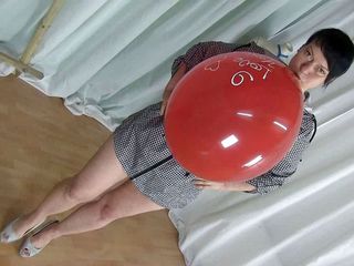 Yvette xtreme: Balão saltando