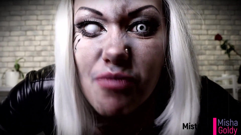 Goddess Misha Goldy: Máximo de tormento em suas próprias pervertidas!