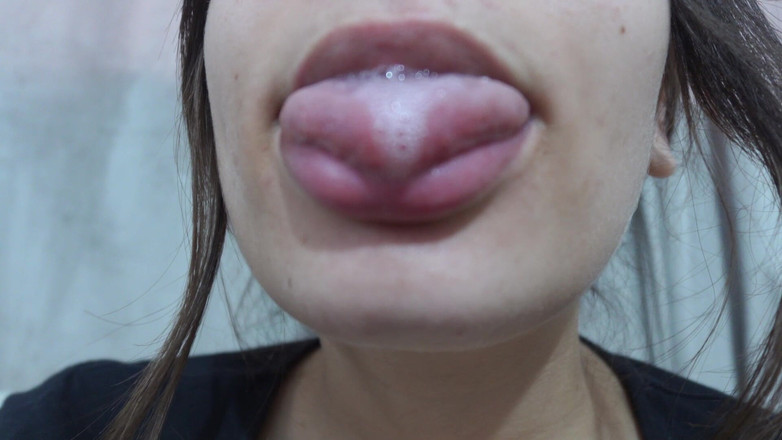 AmayaMori: 키스 페티쉬의 인도 이복누이, 입술로 끊임없이 키스를 보내고,