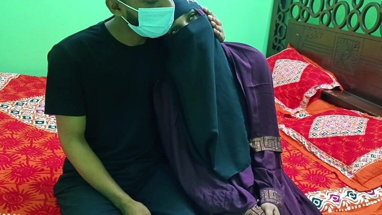 Bdsex24: Ngentot pacarku yang hot dan seksi di rumahku yang sepi