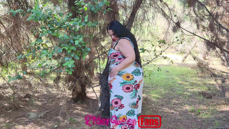 Riderqueen BBW Step Mom Latina Ebony: Riderqueen na zewnątrz: Filmy dla fanów na świeżym powietrzu