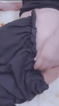 방에서 혼자 큰 엉덩이를 핑거링하는 인도 소년 큰 아름다운 엉덩이와 핑거링