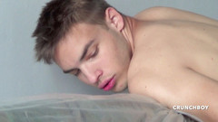 Crunch Boy: Úžasný twink díra olízaná v jockstrap hetero klukem