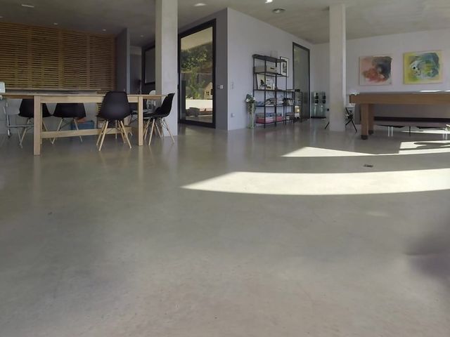 Girl Masturbates While Watching Them Fuck (Thagson VR 360)