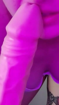 我可以吮吸你吗，爸爸？