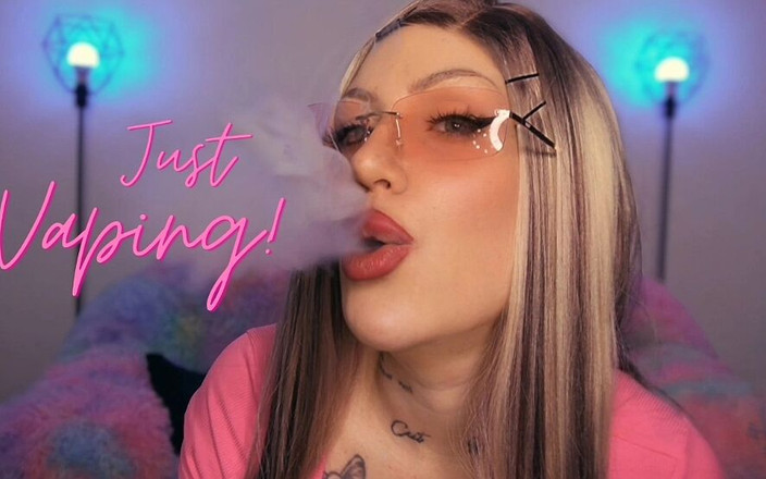 LDBMistress: Just Vaping