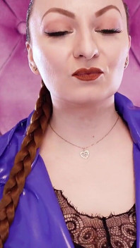 Asmr video- sonda bollente con Arya Grander - guanti blu fetish primo piano video