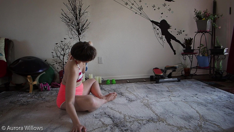 Aurora Willows: Behind the scenes Daily Motivation