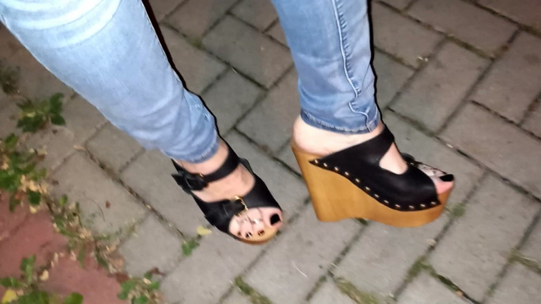 Heelex: Crossdresser Shows off Her Beautiful Feet in High Heel Wedges...