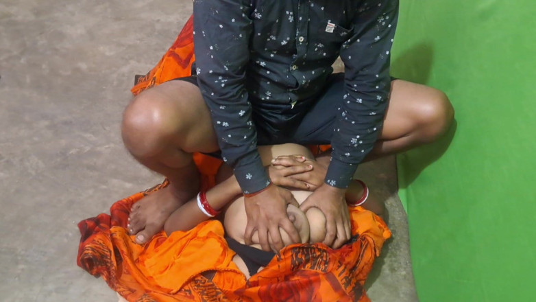 Trilokinath: Makcik desi bogel
