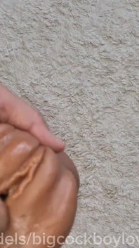 Vem si moje sexy sperma, naplním tvé mladé tělo mrdkou, zatímco jsi ve hře
