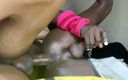 Demi sexual teaser: Возбужденные африканские пареньки-твинка с телом и языком спермы
