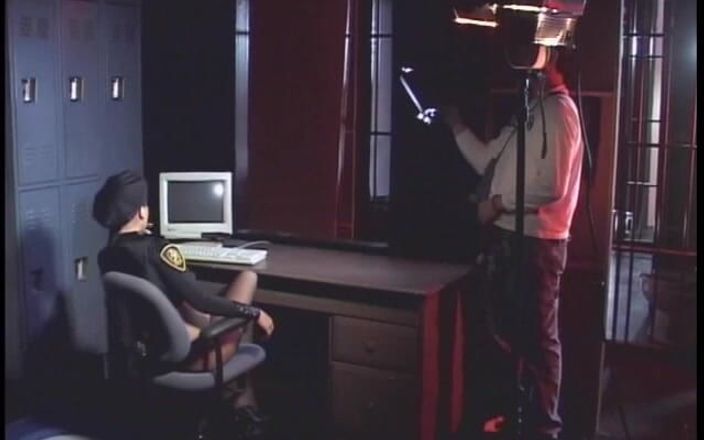 Porncentro: Non perdere l'occasione di guardare le scene tagliate di dvd...