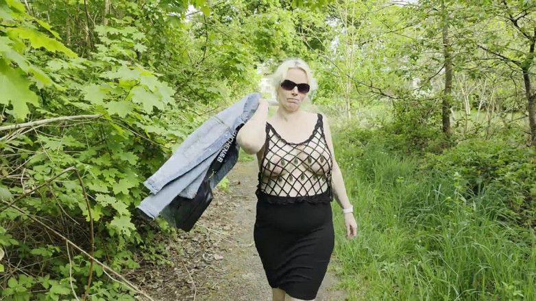 UserBitch1: Frywolny Spacer Po Lesie