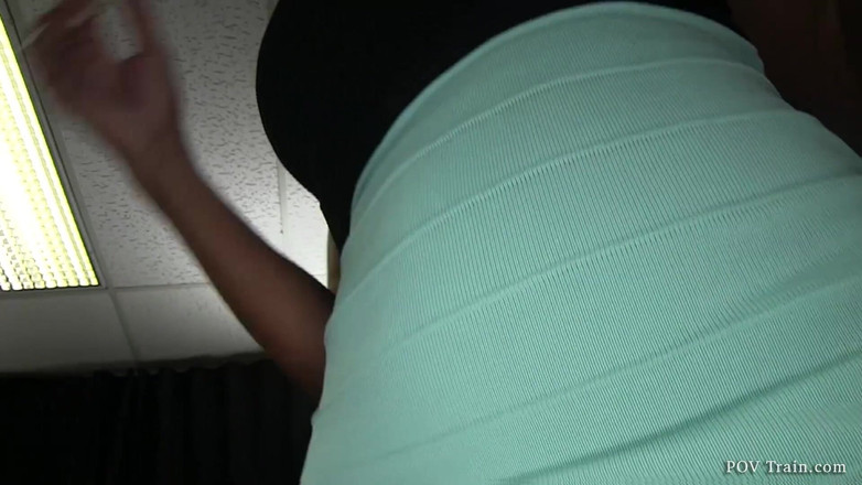 Glory Hole Secrets: seksi kaale baal vaali Jewels kee purushon ko chodti hai,...