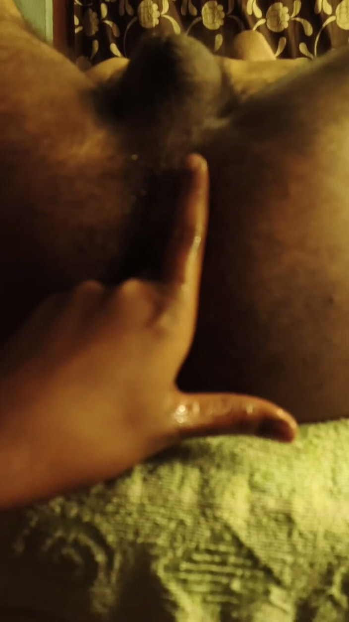 Babai: Indisk gay deshi par romantisk sexvideo