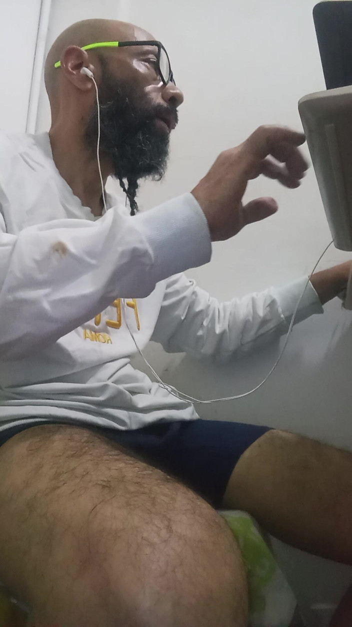Jhonbahh: 속옷 입고