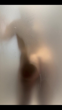 It's Late, but I'm Still in a Good Mood and Having Fun!