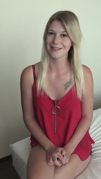 Lara Laravorstellungsvideo