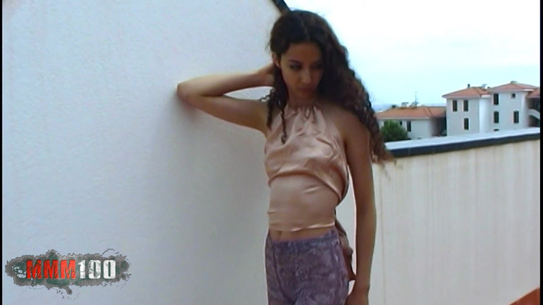MMM100: Safia the Beautiful Skinny Arab Teen Safia in Leggings on...