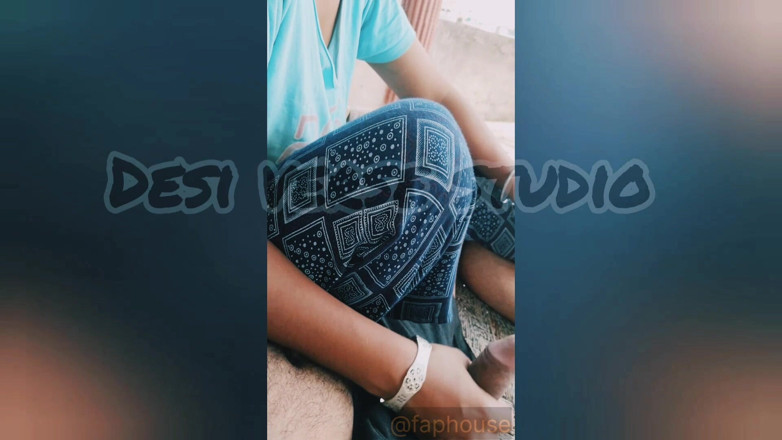 Payal fantsey zone: Divoké honění Desi Bhabhi se sexy rukama a prsy plně...