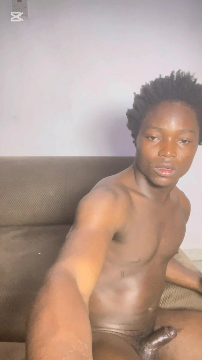 Black shooterr: L-am Vizitat Și L-am Futut Foarte Bine