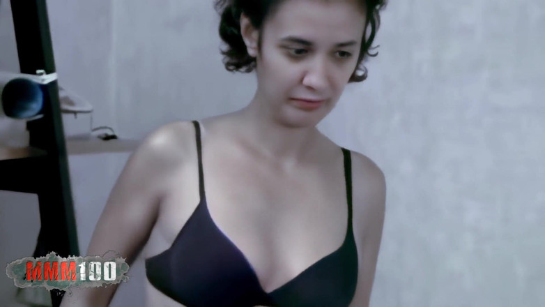 MMM100: Sandra：漂亮的阿拉伯黑发熟女桑德拉跳舞和脱衣