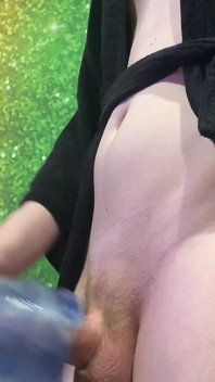 Redhead Teen Fucks and Cums Hard in Toy