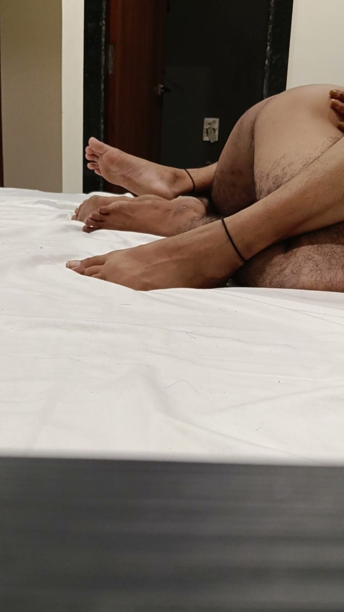 yourdivyaaa: Desi Stepsister Shared Bed with Her Husband Stepbrother