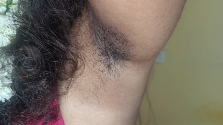 Laxi ammu: Домогосподарка Сарі Шоу