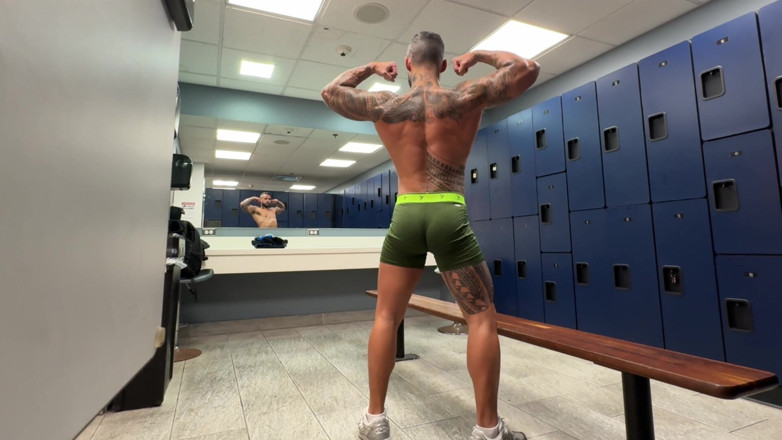 ortizjona: Public Undress and Locker Room Posing Thong