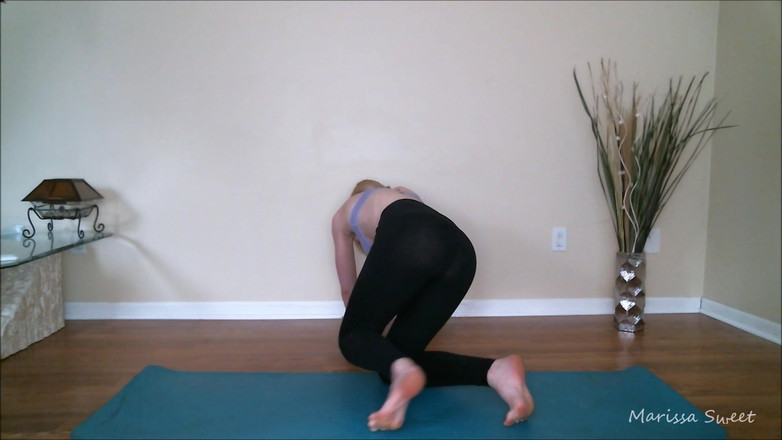 Marissa Sweet: Marissa Sweet योग प्रशिक्षक हिलाने के निर्देश