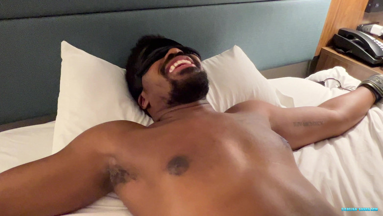 Ticklish Chubs: Jersi Mengelitik Bangsa