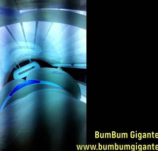 Camargo Hotwife: Preparing for the lover in the tanning booth