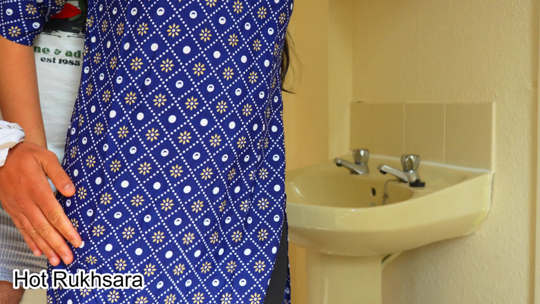 hot_rukhsara: Novia india vino a la boda de sus amigos y...