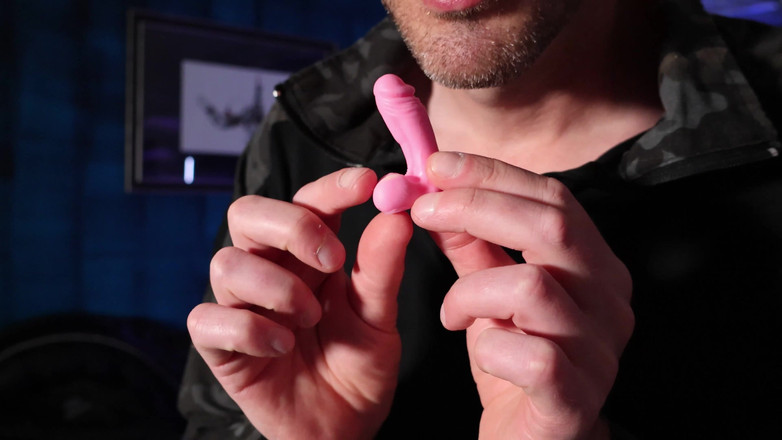 TomBakerBDSM: POV Tom Baker - Váš penis je nechutný (4k)