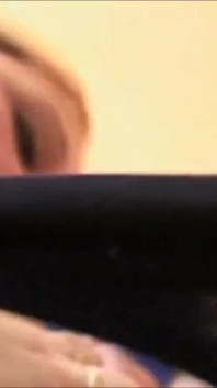Mollige blondine mit dicken möpsen von ihrem jüngeren ficker geknallt