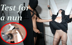 Nimfomanhub: Fare la prova per una suora. Le è piaciuto molto quando è...