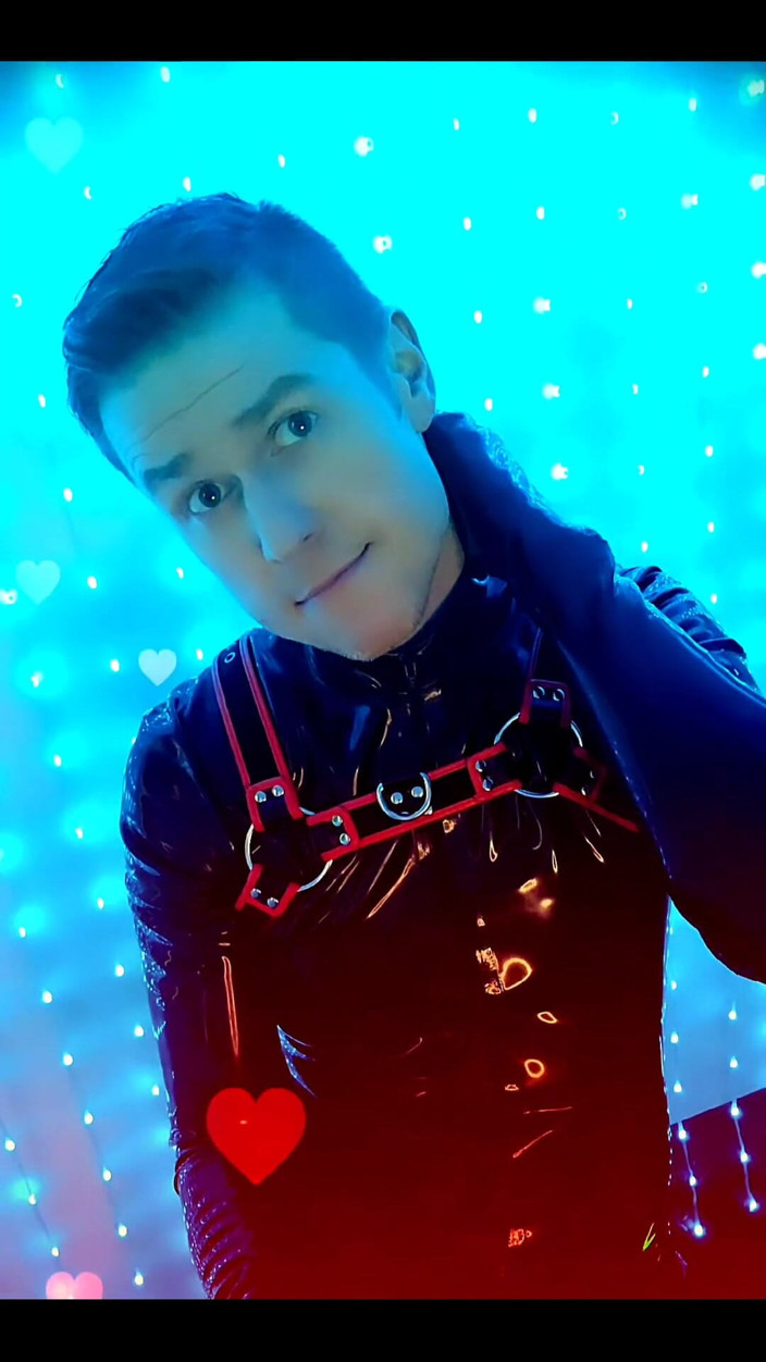 Roman Heart: My New Latex Rubber Blackstyle