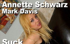 Edge Interactive Publishing: Annette Schwarz & Mark Davis saje výstřik na obličej