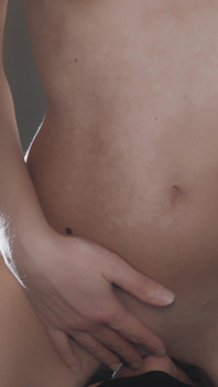 Eu Sento No Rosto Dele E Deixei Ele Comer Minha Buceta até Eu Gozar, Então Você Lambe Minha Bunda.
