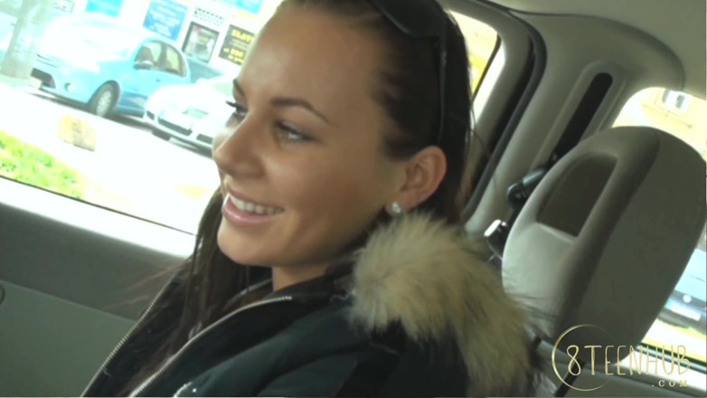 8TeenHub: 8teenhub - Nataly Barbora Hardcore Scene
