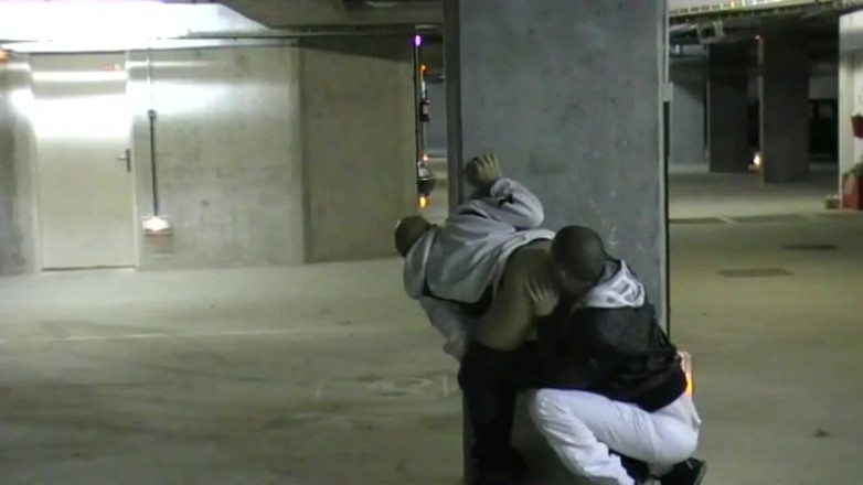 AMATOR PORN MADE IN FRANCE: Scopata da un ragazzaccio etero nel parcheggio