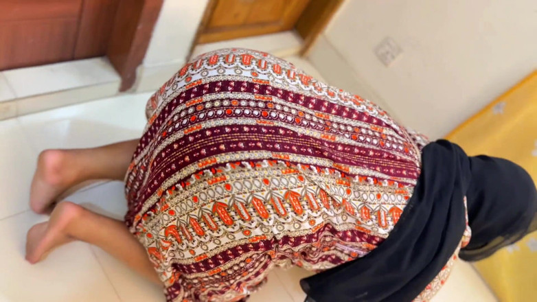 Aria Mia: Ägypten schöne dicke, kurvige muslimin, heiße stiefmutter unter dem bett...