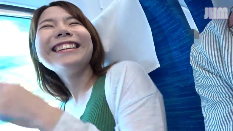 Japanese Hentai Matings: 32岁的已婚女人Rin的度假逃生 - 1